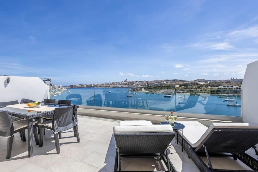Apartment Modern 3 Bedrooms Penthouse With A Breathtaking Valletta View